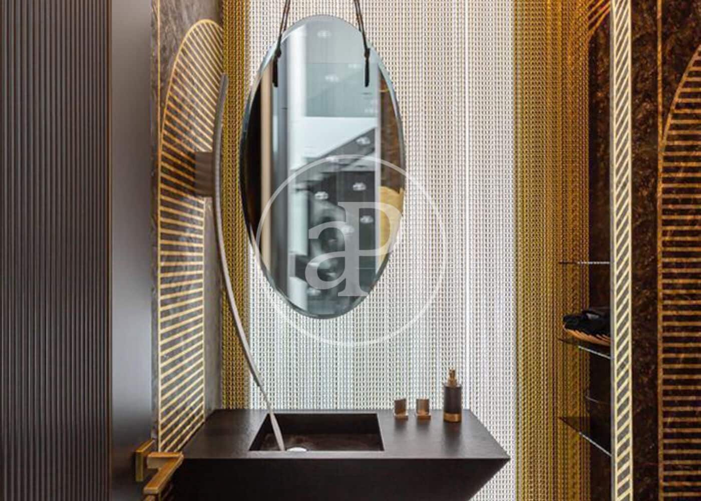 7 slaapkamer Villa te koop in Madrid stad met zwembad - € 6.800.000 (Ref: 9677756)