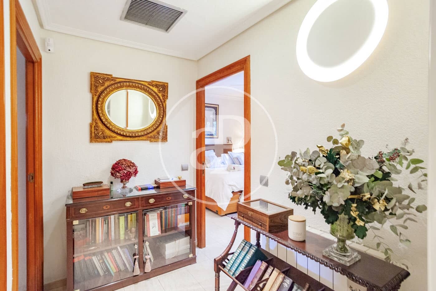 7 bedroom Villa for sale in Pozuelo de Alarcon with pool - € 1,650,000 (Ref: 9686443)