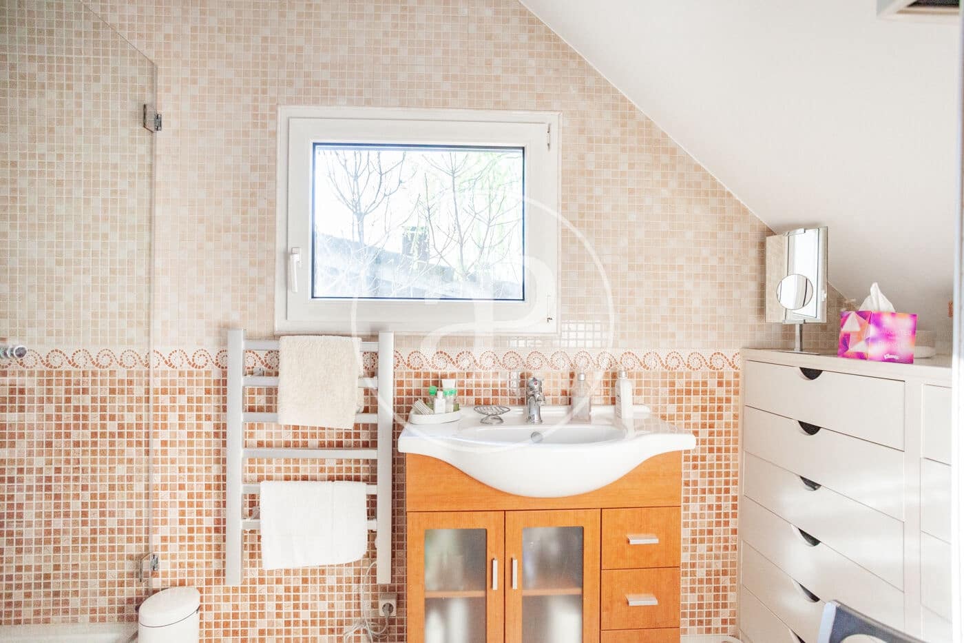 7 bedroom Villa for sale in Pozuelo de Alarcon with pool - € 1,650,000 (Ref: 9686443)