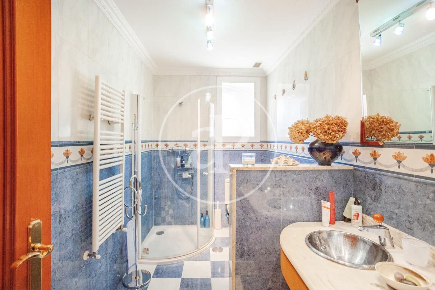 7 bedroom Villa for sale in Pozuelo de Alarcon with pool - € 1,650,000 (Ref: 9686443)