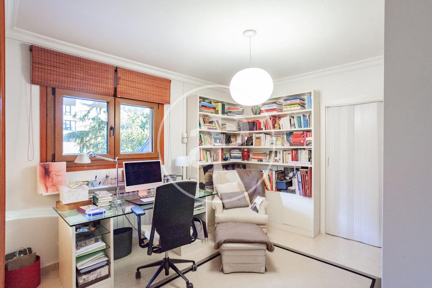 7 bedroom Villa for sale in Pozuelo de Alarcon with pool - € 1,650,000 (Ref: 9686443)