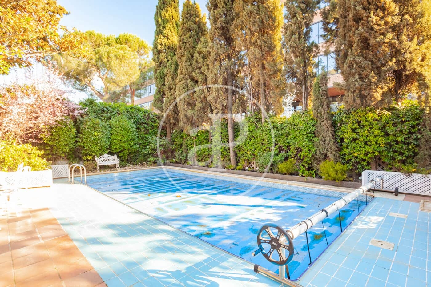 7 bedroom Villa for sale in Pozuelo de Alarcon with pool - € 1,650,000 (Ref: 9686443)