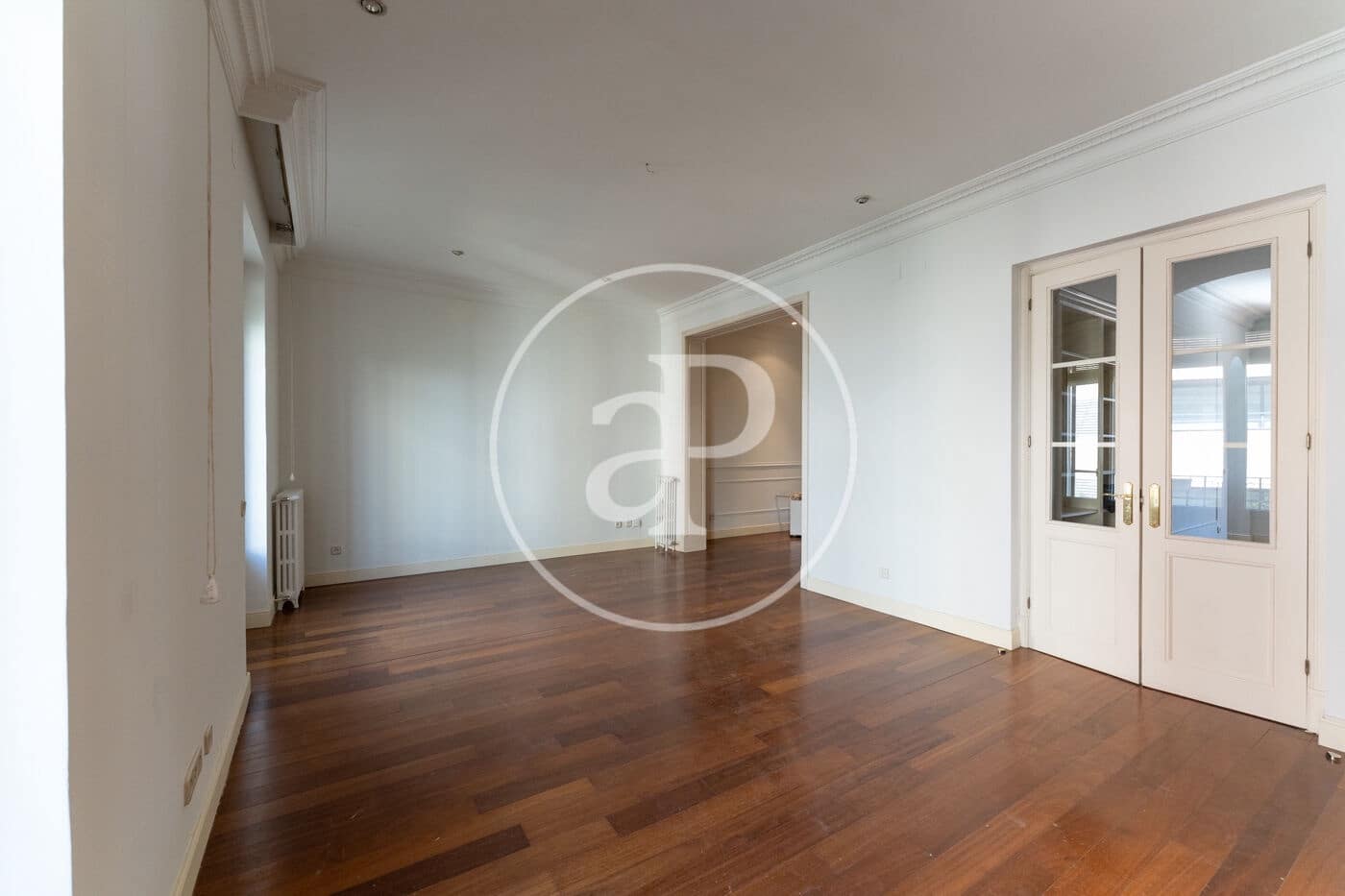 2 bedroom Apartment for rent in Madrid city - € 4,250 (Ref: 9686446)