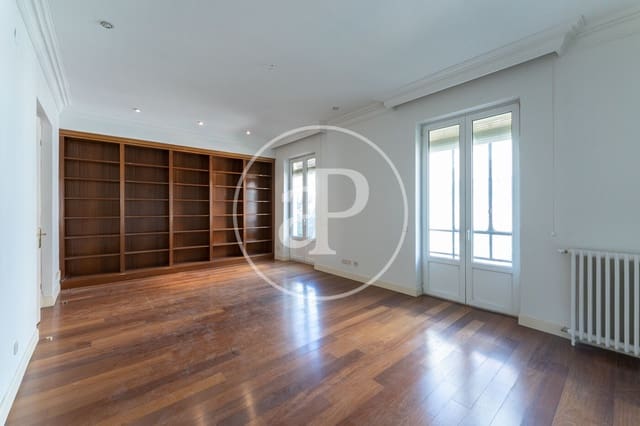 2 bedroom Apartment for rent in Almagro, Madrid city - € 4,250 (Ref: 9686446)