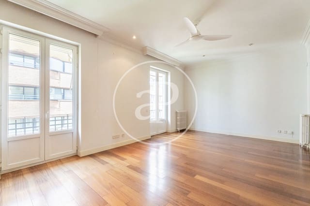 2 slaapkamer Appartement te huur in Almagro, Madrid stad - € 4.250 (Ref: 9686446)