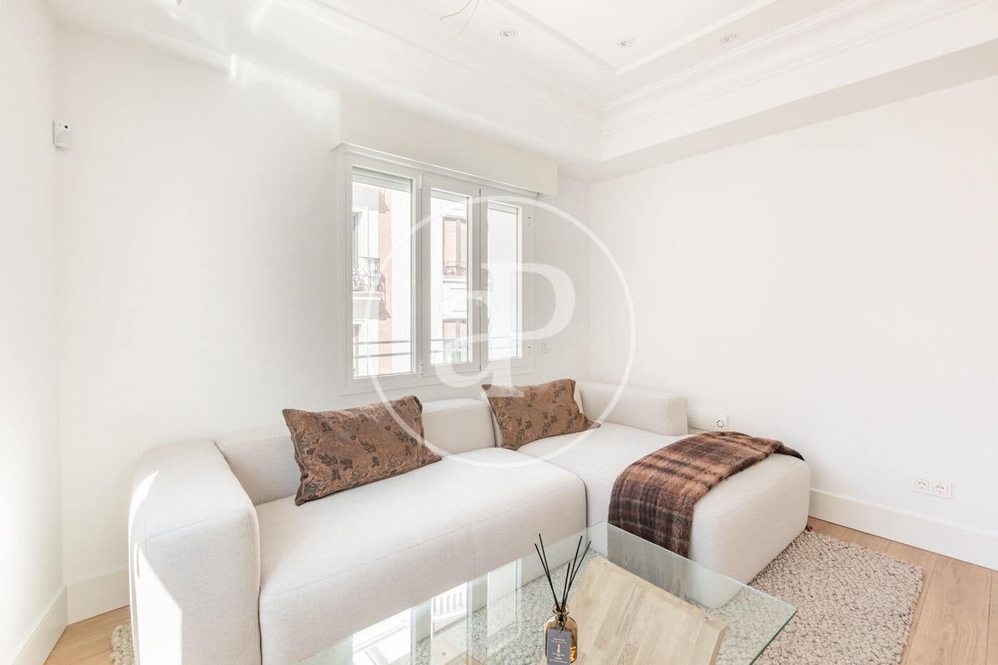 2 bedroom Apartment for rent in Madrid city with pool - € 3,300 (Ref: 9686448)