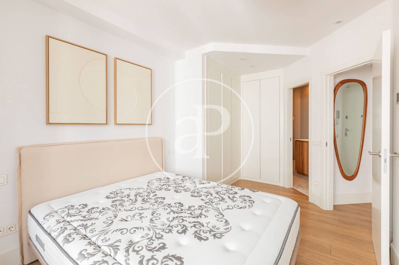 2 bedroom Apartment for rent in Madrid city with pool - € 3,300 (Ref: 9686448)