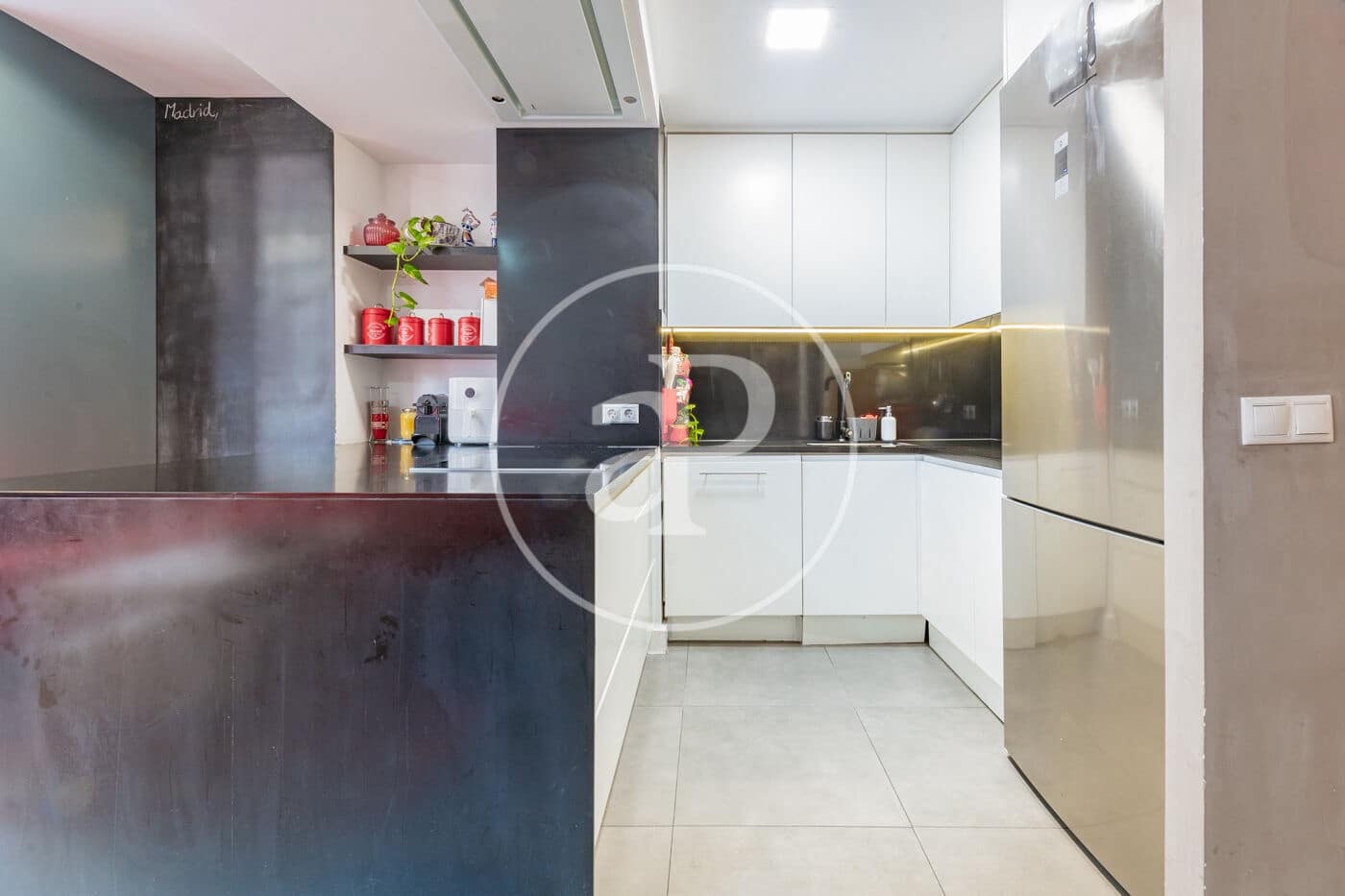 4 bedroom Apartment for sale in Madrid city - € 1,090,000 (Ref: 9686450)