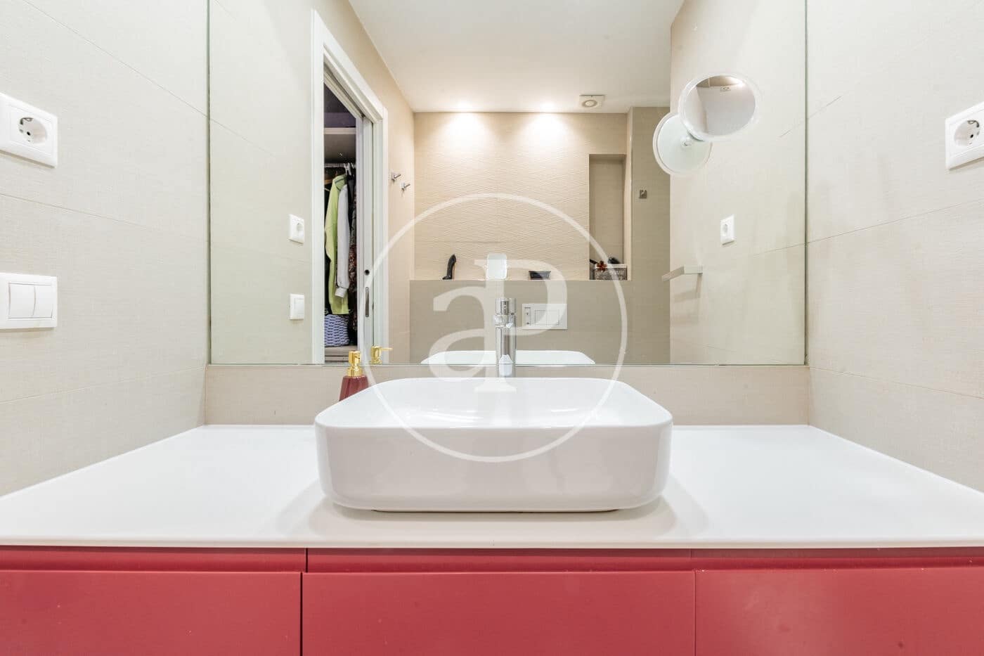 4 bedroom Apartment for sale in Madrid city - € 1,090,000 (Ref: 9686450)