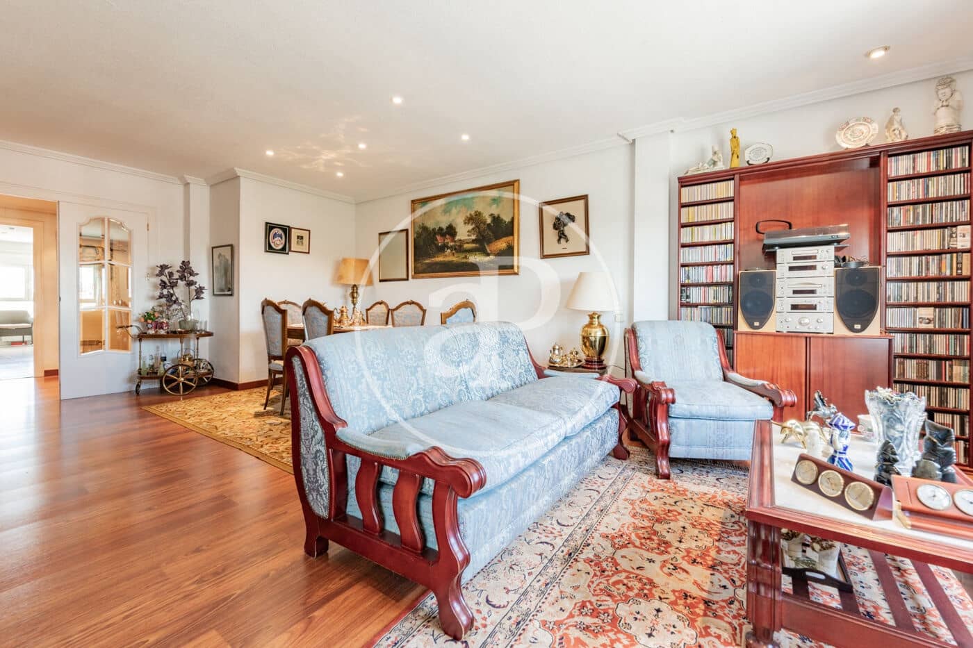 4 bedroom Apartment for sale in Madrid city with pool - € 1,350,000 (Ref: 9690631)