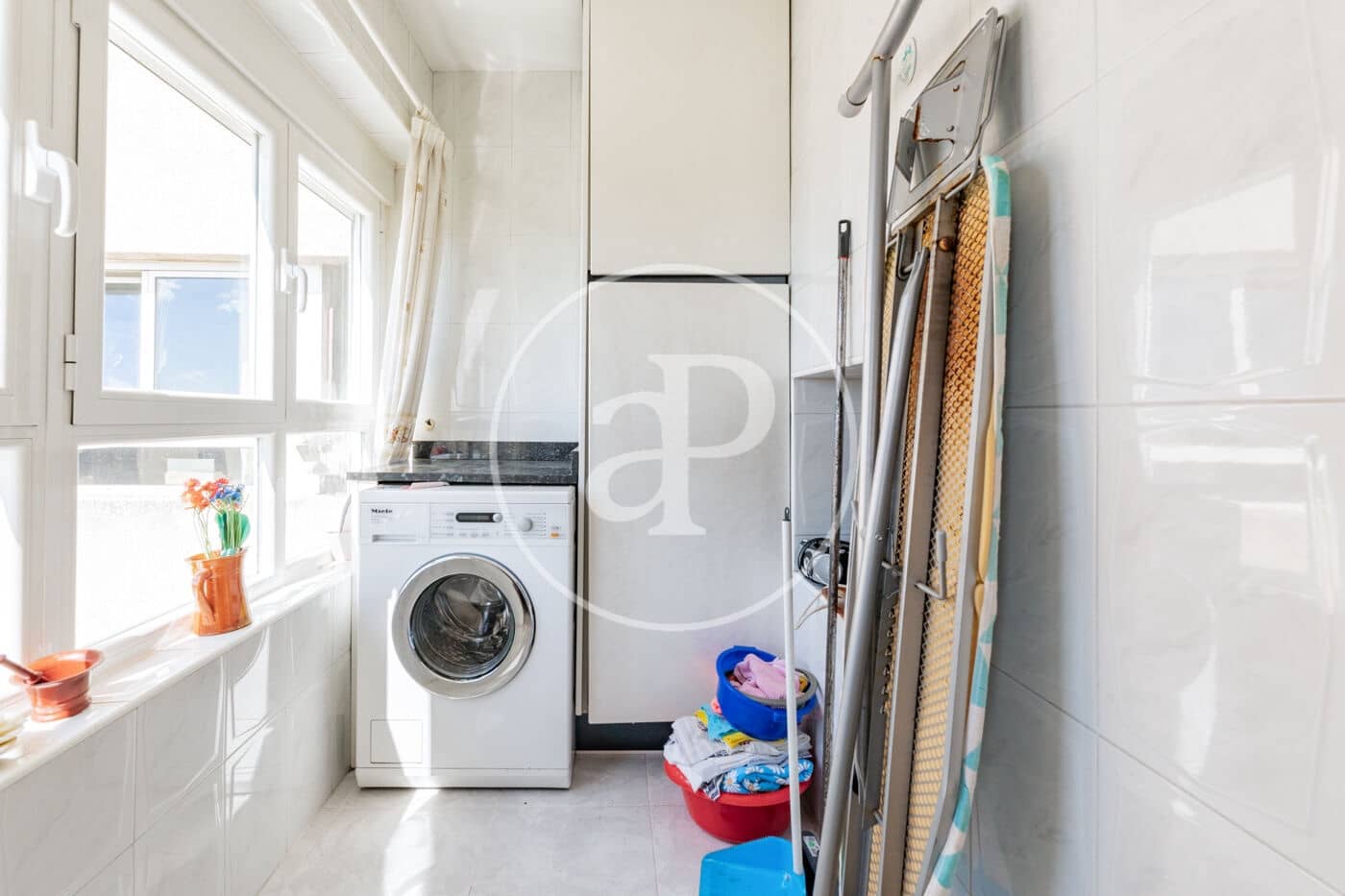 4 bedroom Apartment for sale in Madrid city with pool - € 1,350,000 (Ref: 9690631)