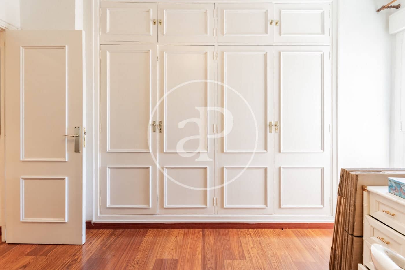 4 bedroom Apartment for sale in Madrid city with pool - € 1,350,000 (Ref: 9690631)