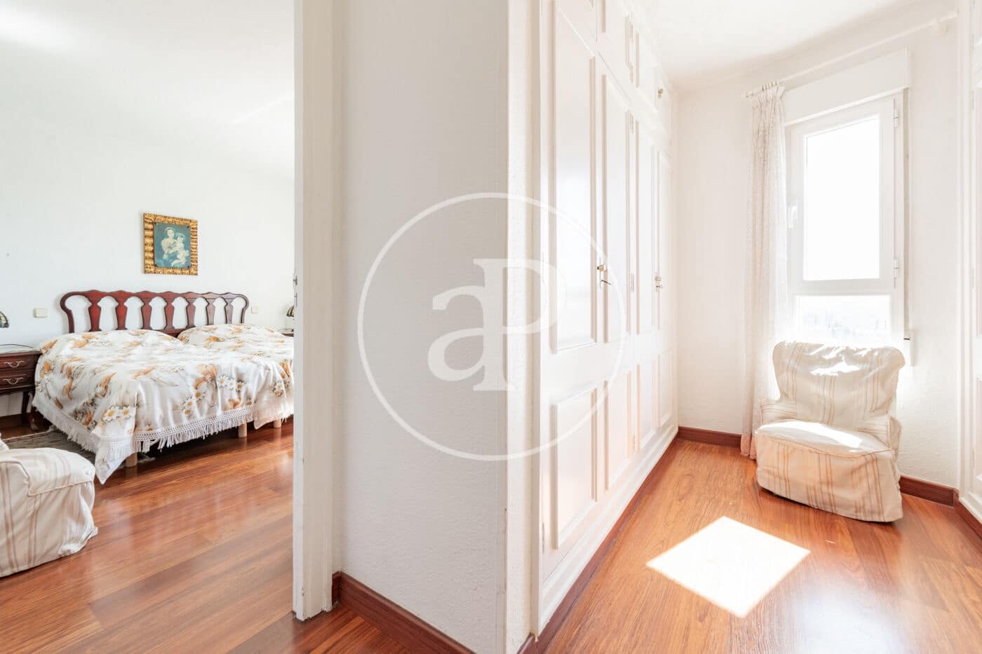 4 bedroom Apartment for sale in Madrid city with pool - € 1,350,000 (Ref: 9690631)