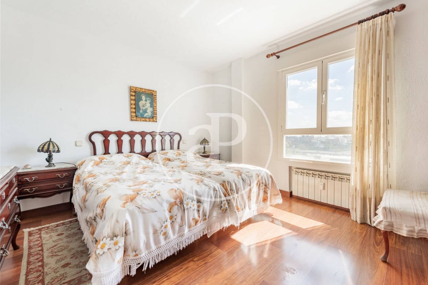 4 bedroom Apartment for sale in Madrid city with pool - € 1,350,000 (Ref: 9690631)