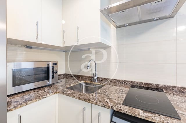 1 soveværelse Lejlighed til salg i Nueva España, Madrid by - € 565.000 (Ref: 9695357)