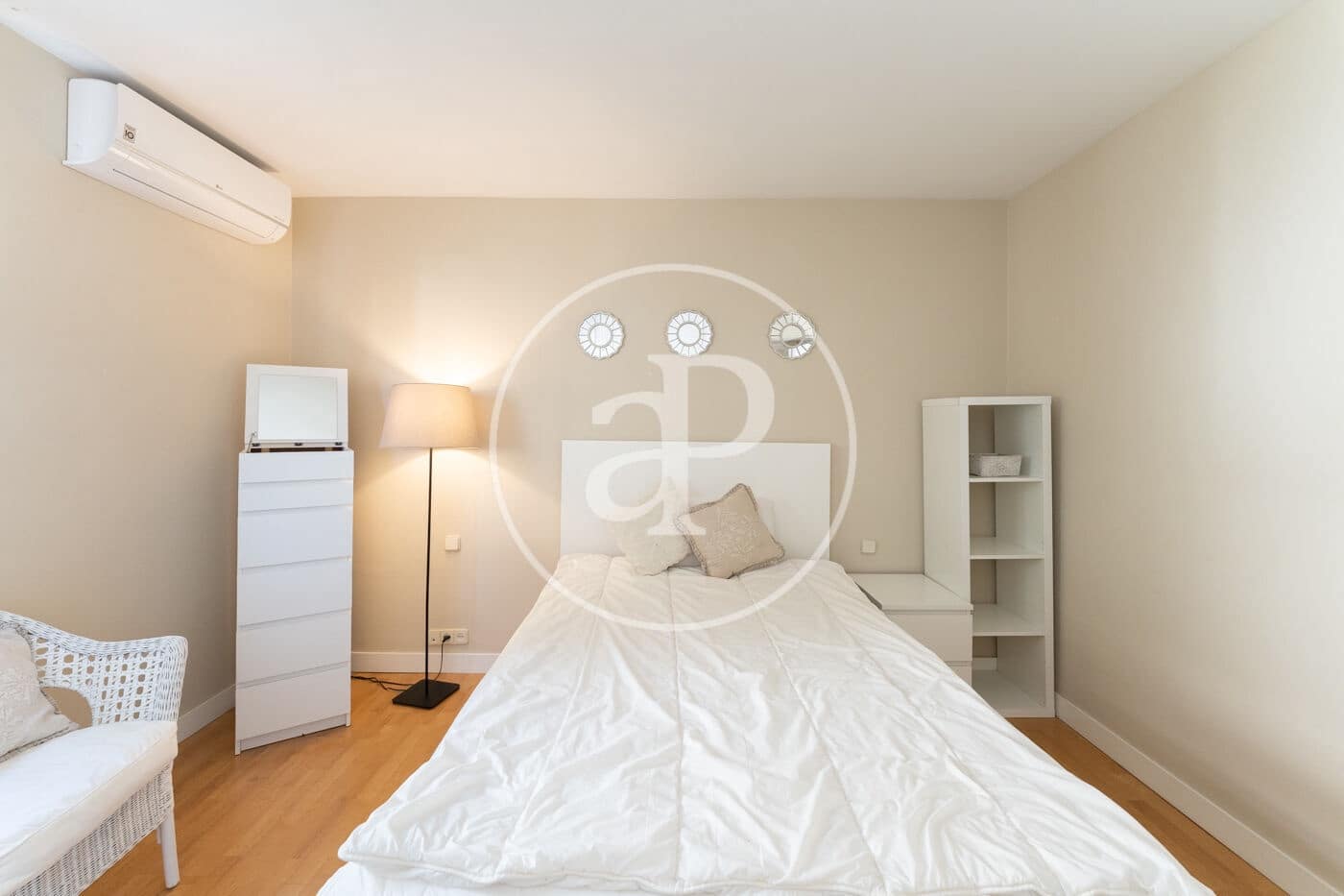 2 bedroom Apartment for rent in Madrid city - € 2,550 (Ref: 9695359)