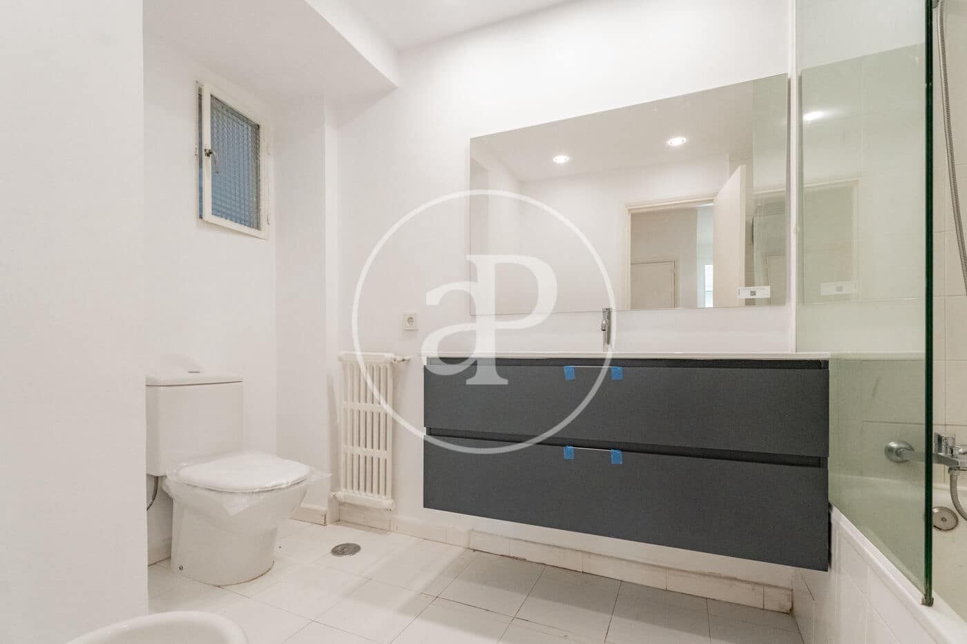 2 bedroom Apartment for rent in Madrid city - € 2,300 (Ref: 9695359)