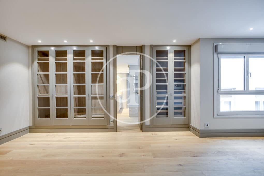 1 bedroom Apartment for rent in Madrid city - € 9,000 (Ref: 9695360)