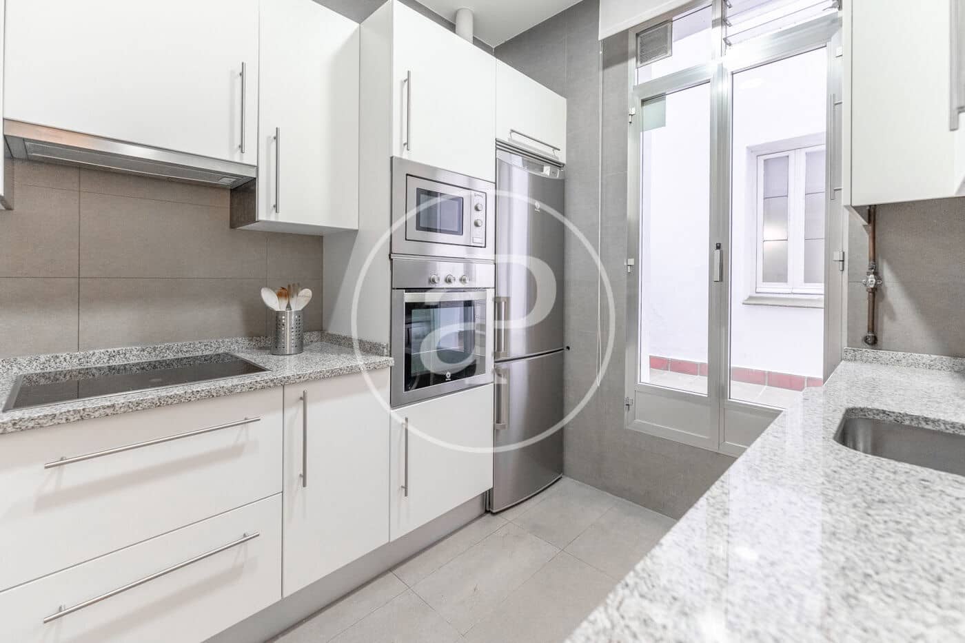 3 bedroom Apartment for rent in Madrid city - € 3,960 (Ref: 9695361)