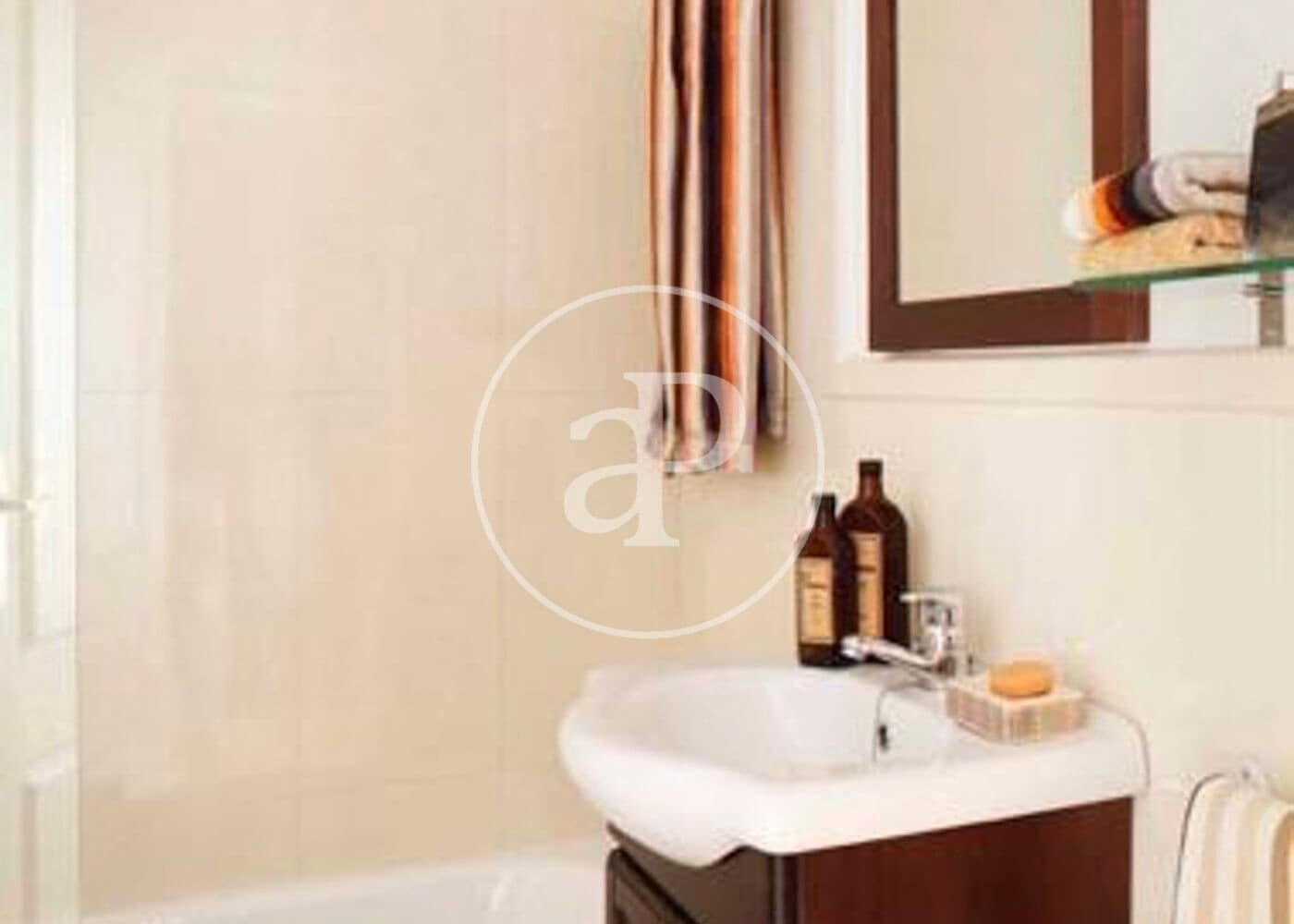 Apartamento de 3 habitaciones en Madrid ciudad en alquiler - 3.960 € (Ref: 9695361)