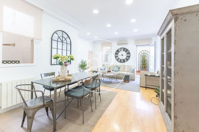 Appartement de 3 chambres à louer à Castellana, Madrid ville - 3 960 € (Ref: 9695361)