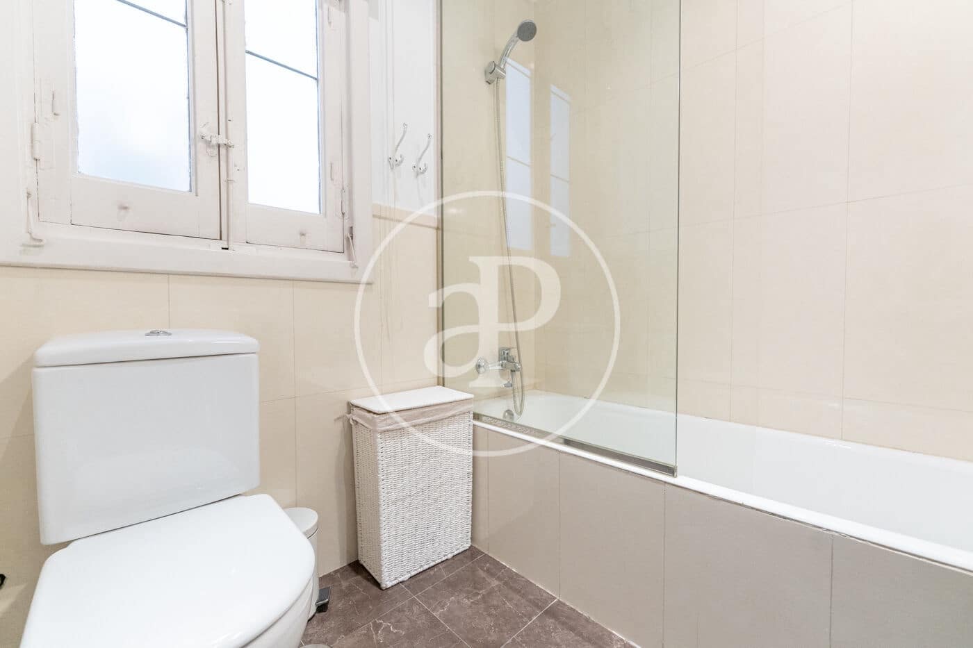 Apartamento de 3 habitaciones en Madrid ciudad en alquiler - 3.960 € (Ref: 9695361)