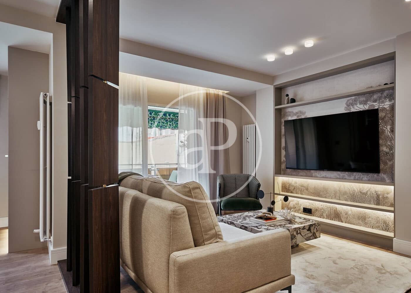 3 sypialnia Apartament na sprzedaż w Miasto Madryt - 1 919 000 € (Ref: 9695363)