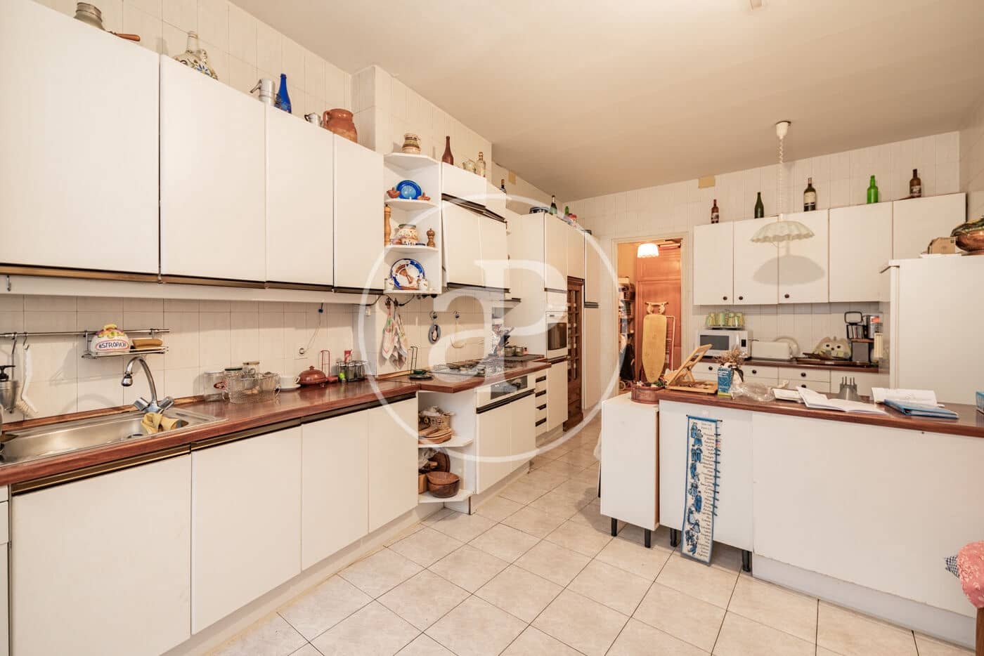 6 bedroom Apartment for sale in Madrid city - € 2,350,000 (Ref: 9698838)