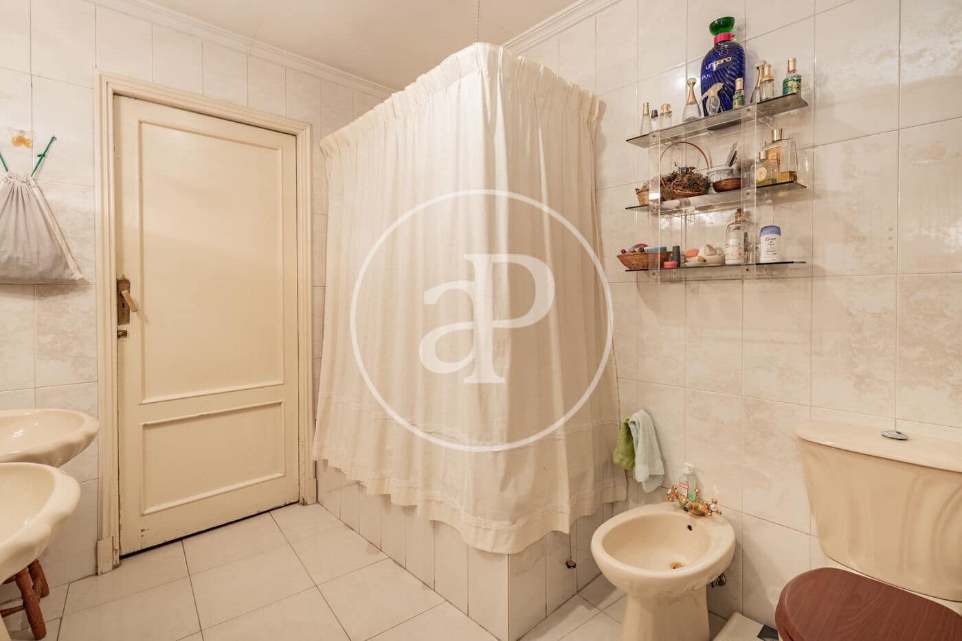 6 bedroom Apartment for sale in Madrid city - € 2,350,000 (Ref: 9698838)