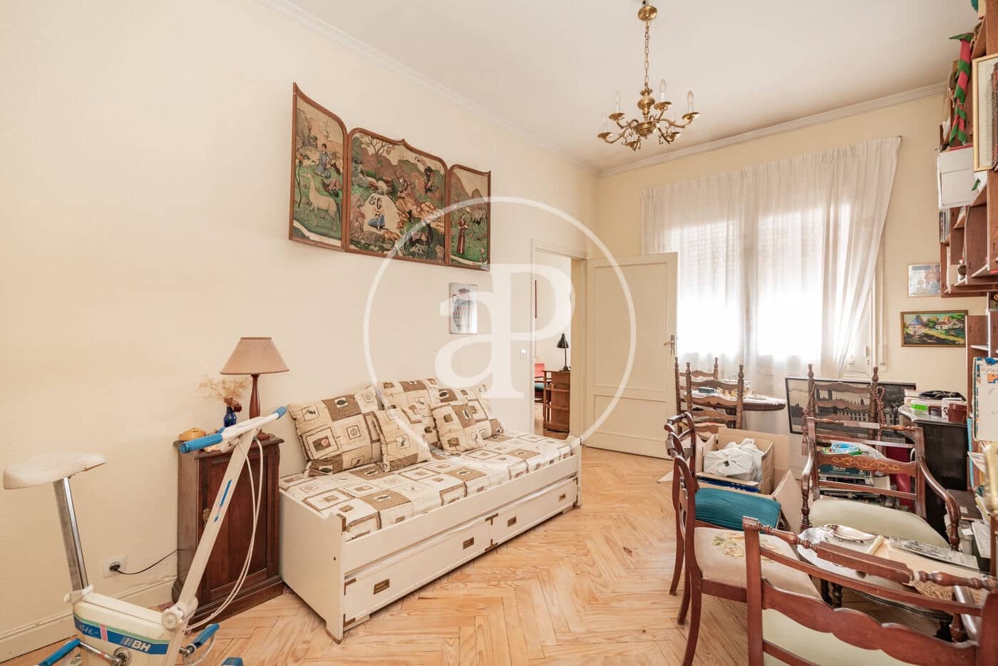 6 bedroom Apartment for sale in Madrid city - € 2,350,000 (Ref: 9698838)