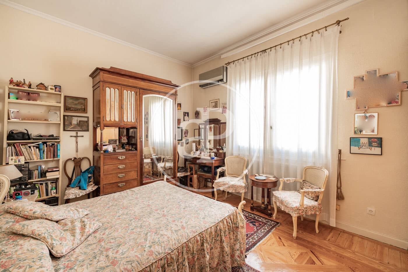 6 bedroom Apartment for sale in Madrid city - € 2,350,000 (Ref: 9698838)