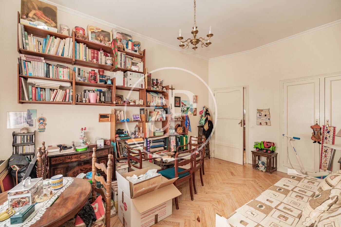 6 bedroom Apartment for sale in Madrid city - € 2,350,000 (Ref: 9698838)