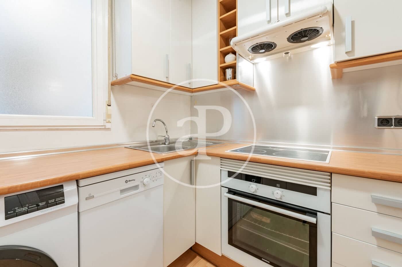 1 bedroom Apartment for rent in Madrid city - € 1,500 (Ref: 9698840)