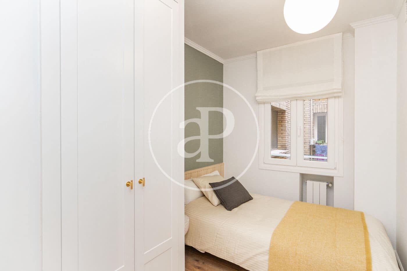 3 bedroom Apartment for rent in Madrid city - € 2,400 (Ref: 9698842)