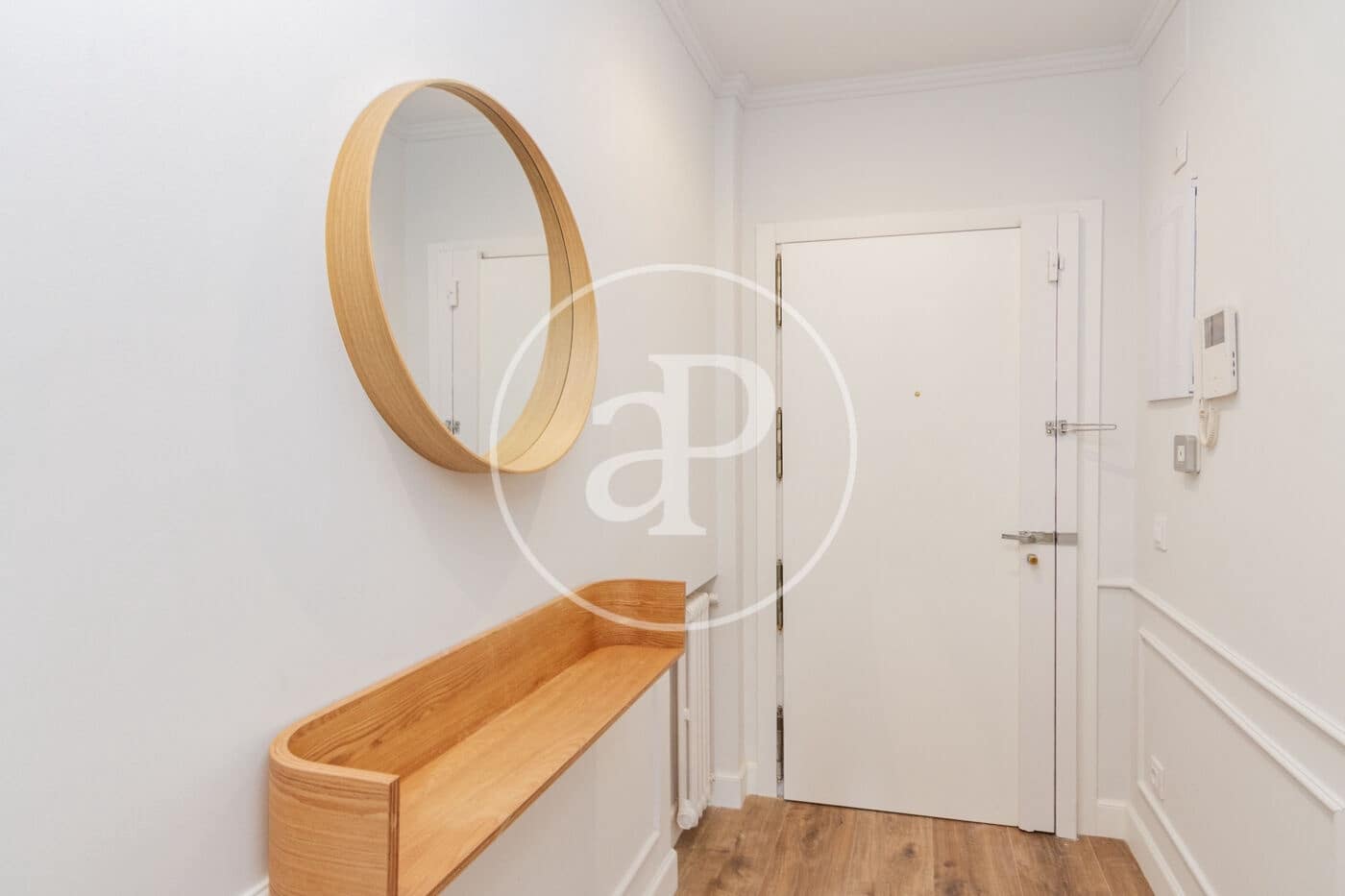 3 bedroom Apartment for rent in Madrid city - € 2,400 (Ref: 9698842)