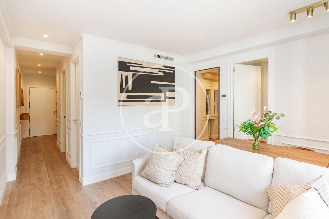 3 bedroom Apartment for rent in Madrid city - € 2,400 (Ref: 9698842)