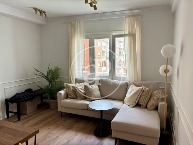 Apartamento de 3 habitaciones en Fuente del Berro, Madrid ciudad en alquiler - 2.350 € (Ref: 9698842)
