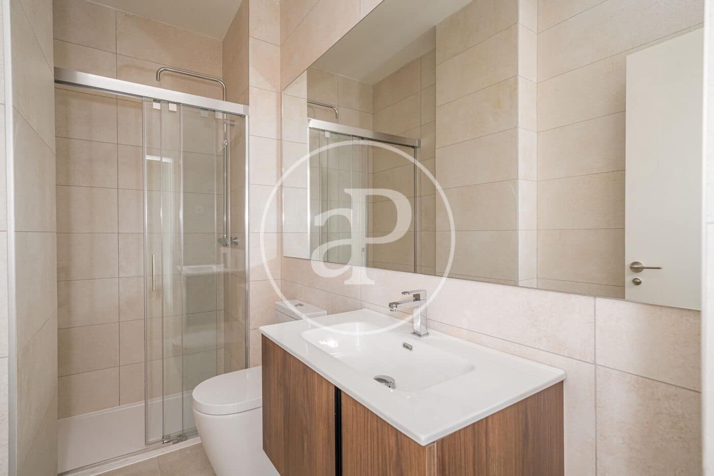 Apartamento en Madrid ciudad en venta con piscina - 850.000 € (Ref: 9698844)