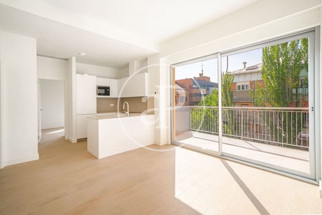 Apartment for sale in San Juan Bautista, Madrid city with pool - € 850,000 (Ref: 9698844)