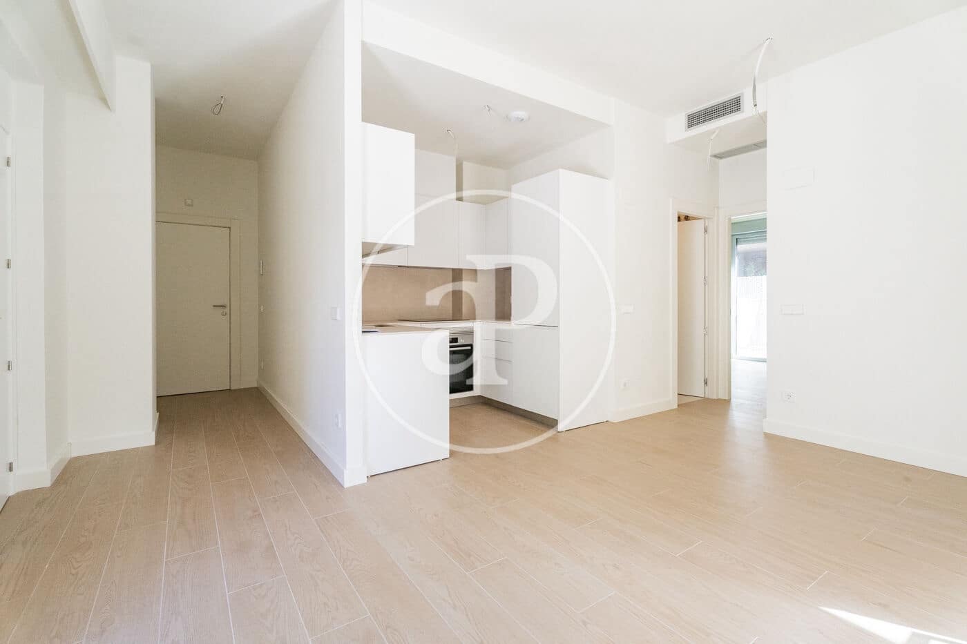 Apartment for sale in Madrid city with pool - € 850,000 (Ref: 9698844)