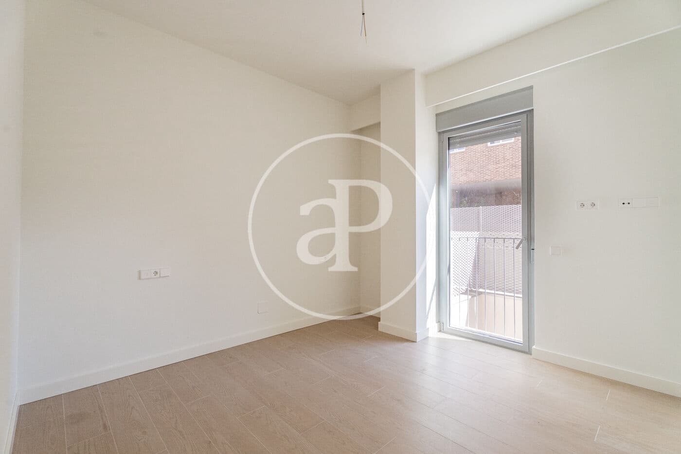 Apartment for sale in Madrid city with pool - € 850,000 (Ref: 9698844)