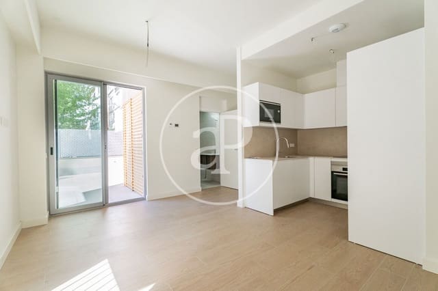 Appartement te koop in San Juan Bautista, Madrid stad met zwembad - € 850.000 (Ref: 9698844)