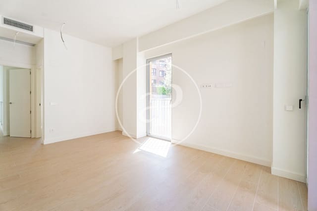 Appartement te koop in San Juan Bautista, Madrid stad met zwembad - € 850.000 (Ref: 9698844)
