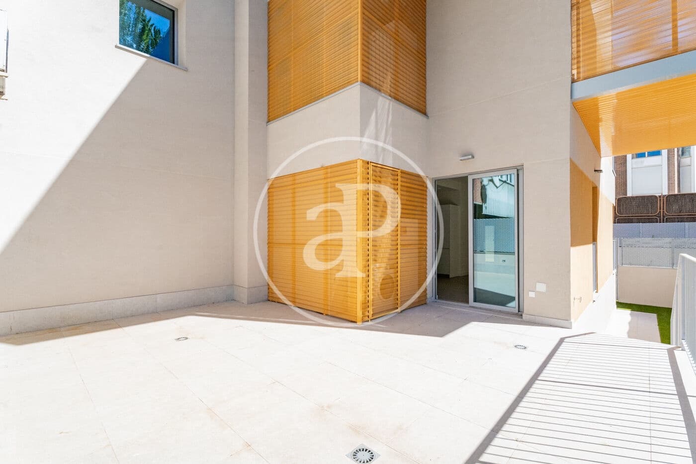 Apartment for sale in Madrid city with pool - € 850,000 (Ref: 9698844)