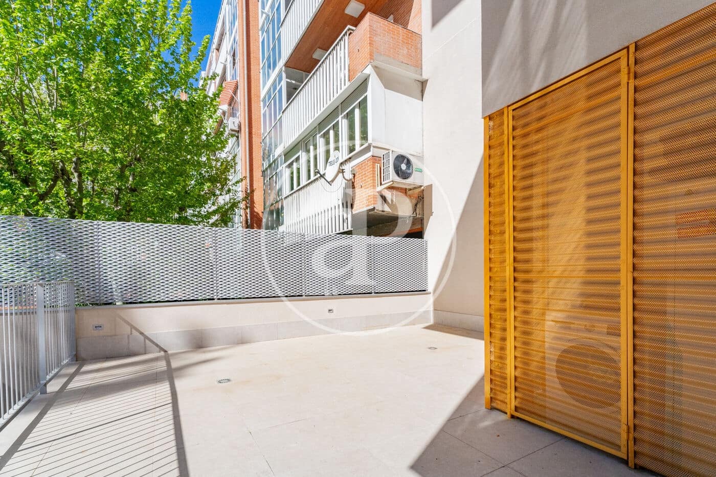 Apartment for sale in Madrid city with pool - € 850,000 (Ref: 9698844)