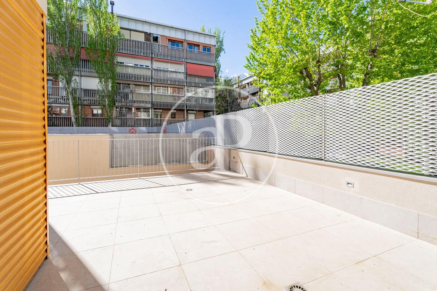 Apartment for sale in Madrid city with pool - € 850,000 (Ref: 9698844)