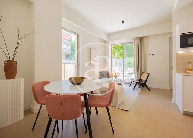 Apartamento para venda em San Juan Bautista, Madrid cidade com piscina - 795 000 € (Ref: 9698844)