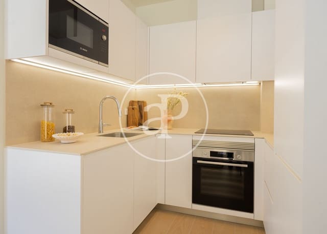 Apartamento para venda em San Juan Bautista, Madrid cidade com piscina - 795 000 € (Ref: 9698844)