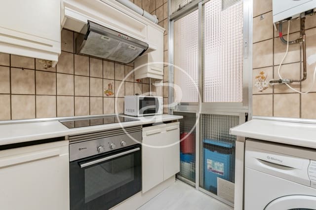 4 sypialnia Apartament na sprzedaż w Almagro, Miasto Madryt - 1 400 000 € (Ref: 9698845)