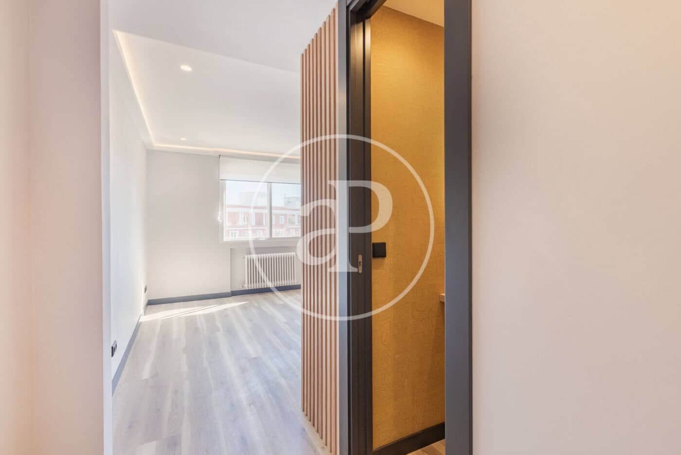 1 sypialnia Apartament na sprzedaż w Miasto Madryt z basenem - 899 000 € (Ref: 9698846)